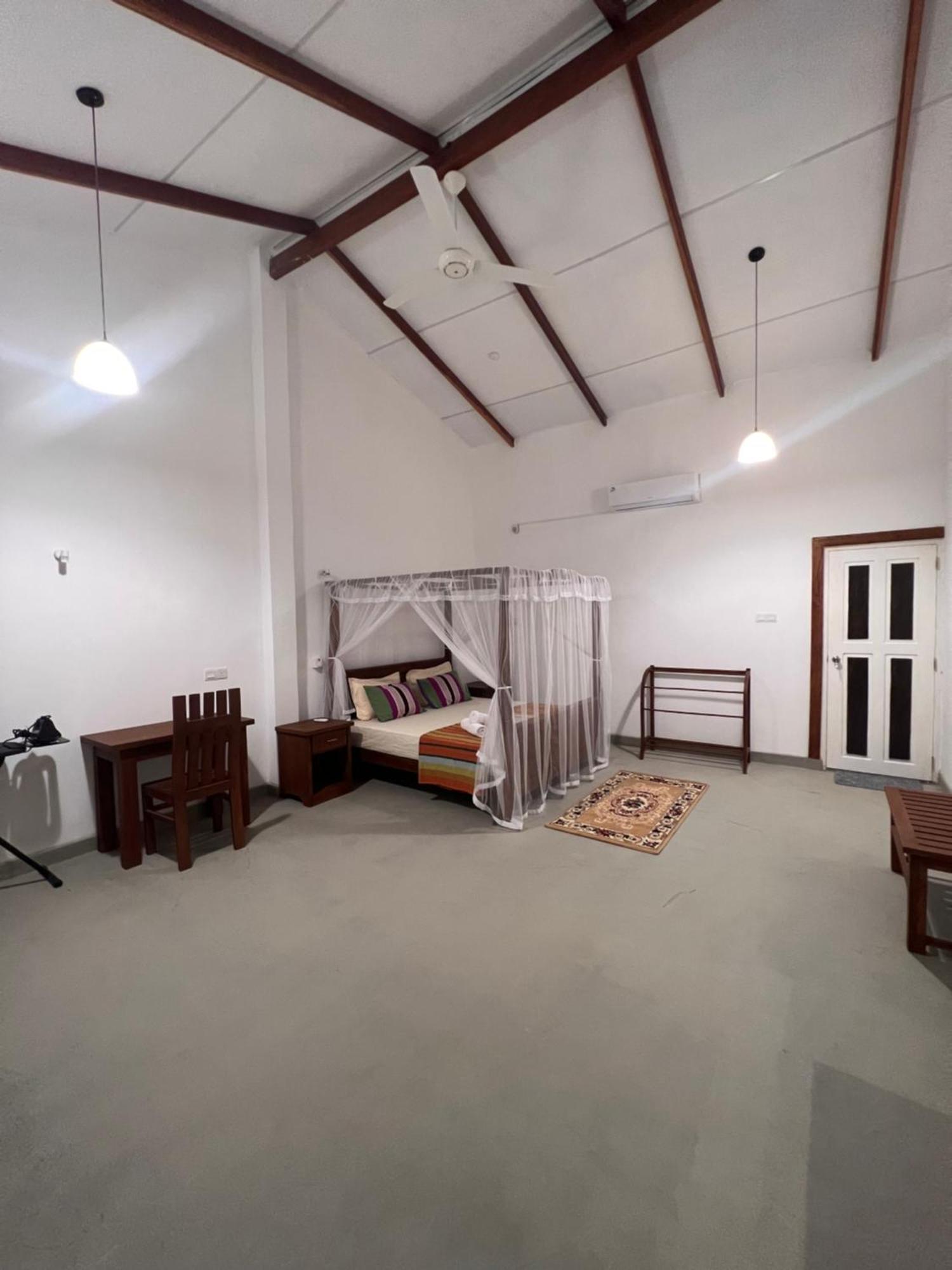 Tembo Luxury Suites Nochchiyagama Exterior foto